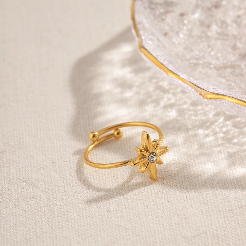 Waterproof 18K Gold-plated Stainless Steel Fashion Jewelry White Zirconia Octagram Rings for Women