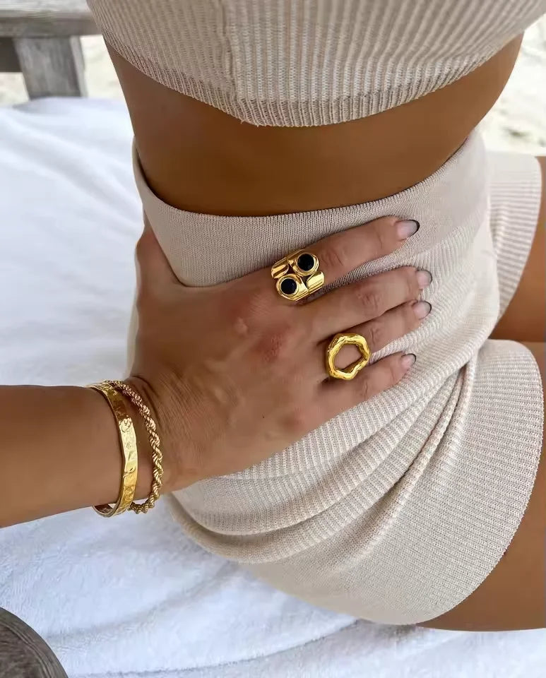 J&D Trendy Geometric Wide Stainless Steel Ring 18K Gold Color Ocean Shell Conch Waterproof Jewelry