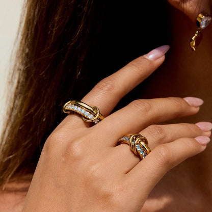 JD 18K PVD Gold Plate Stainless Steel Rings Sweet Romantic Spinel Double Layer Interlocking Ring