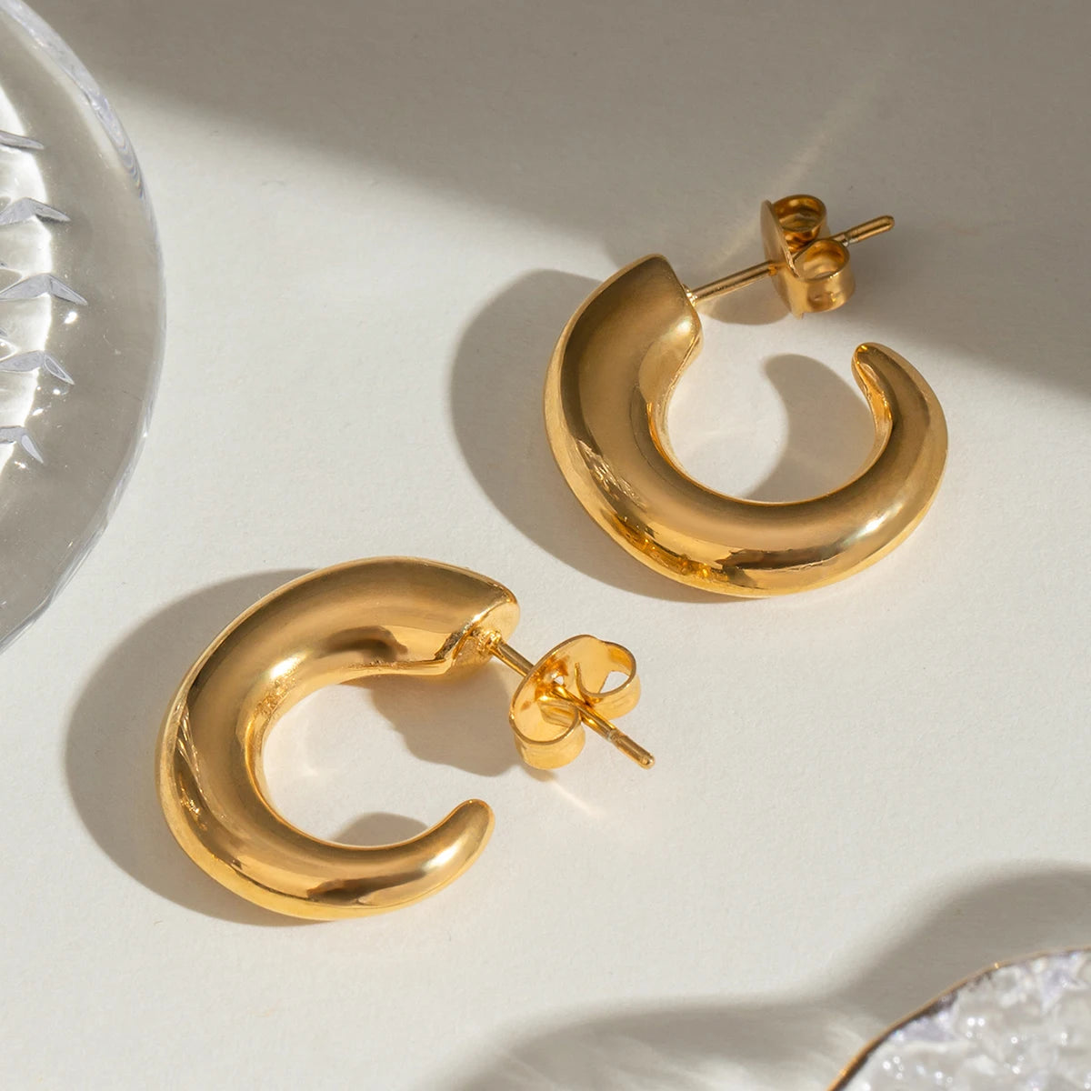J&D C-Shape Earrings Set 18k Gold Stainless Steel With White Zircon Pearl Everyday Elegance With Textured Finish Gold Plated