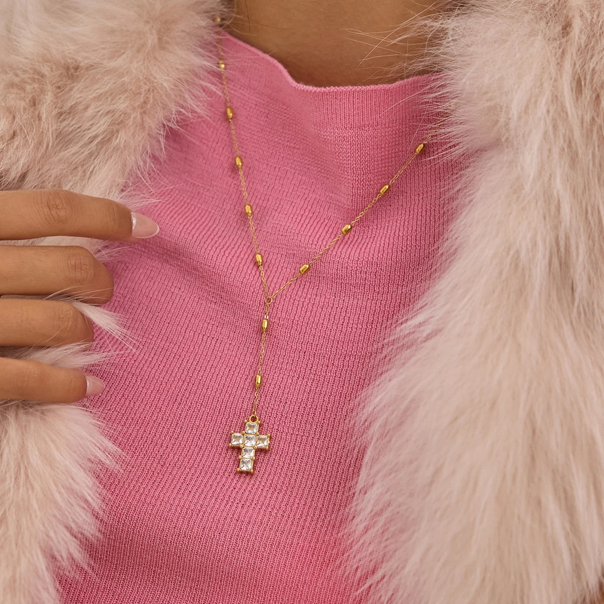 ISABELLA NECKLACE