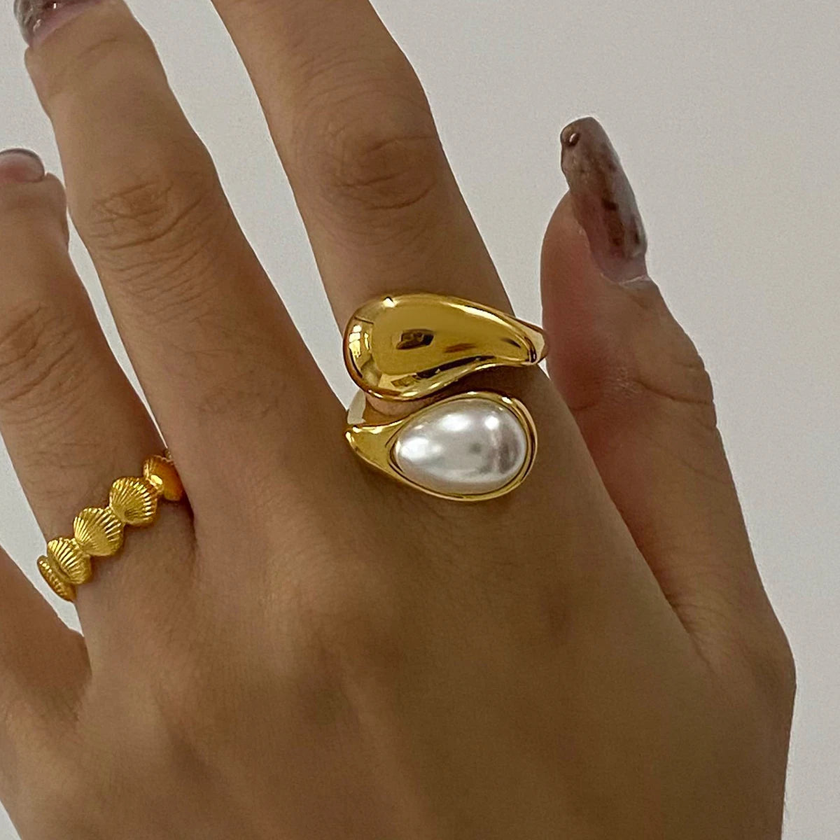 J&D Elegant Style Faux Pearl Drop Ring 18K Gold Stainless Steel Waterdrop Inlaid Minimalist Fashion Open Ring for Women