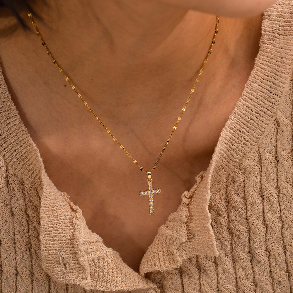 VIVIENNE NECKLACE