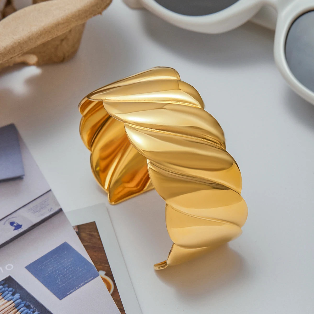 J&D Stackable Jewelry Chunky Bangle 18K Gold PVD Plated Starfish Textured Cuff Bracelet with Glass Pearl for Fashion Women