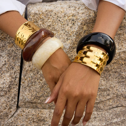 J&D 18K PVD Gold Plate Stainless Steel Bracelet Winter Trendy Minimalist Style Wide Wavy Cuff Bangle