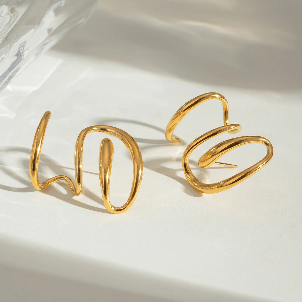 J&D 18k Gold Stainless Steel Design-Inspired Twisted Line Earrings Left and Right Pair Unique Accessory