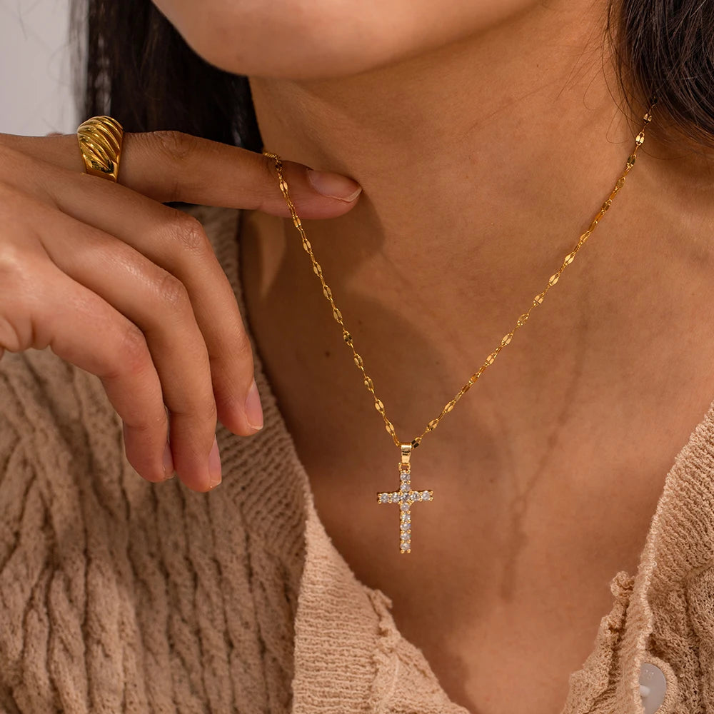 VIVIENNE NECKLACE