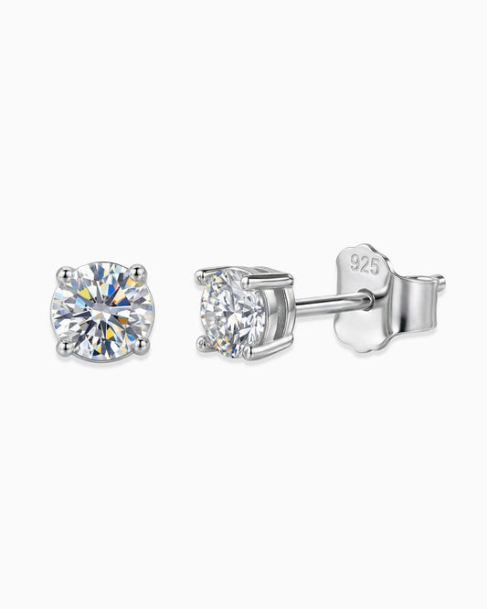 MOISSANITE DIAMOND STUDS. - 5MM